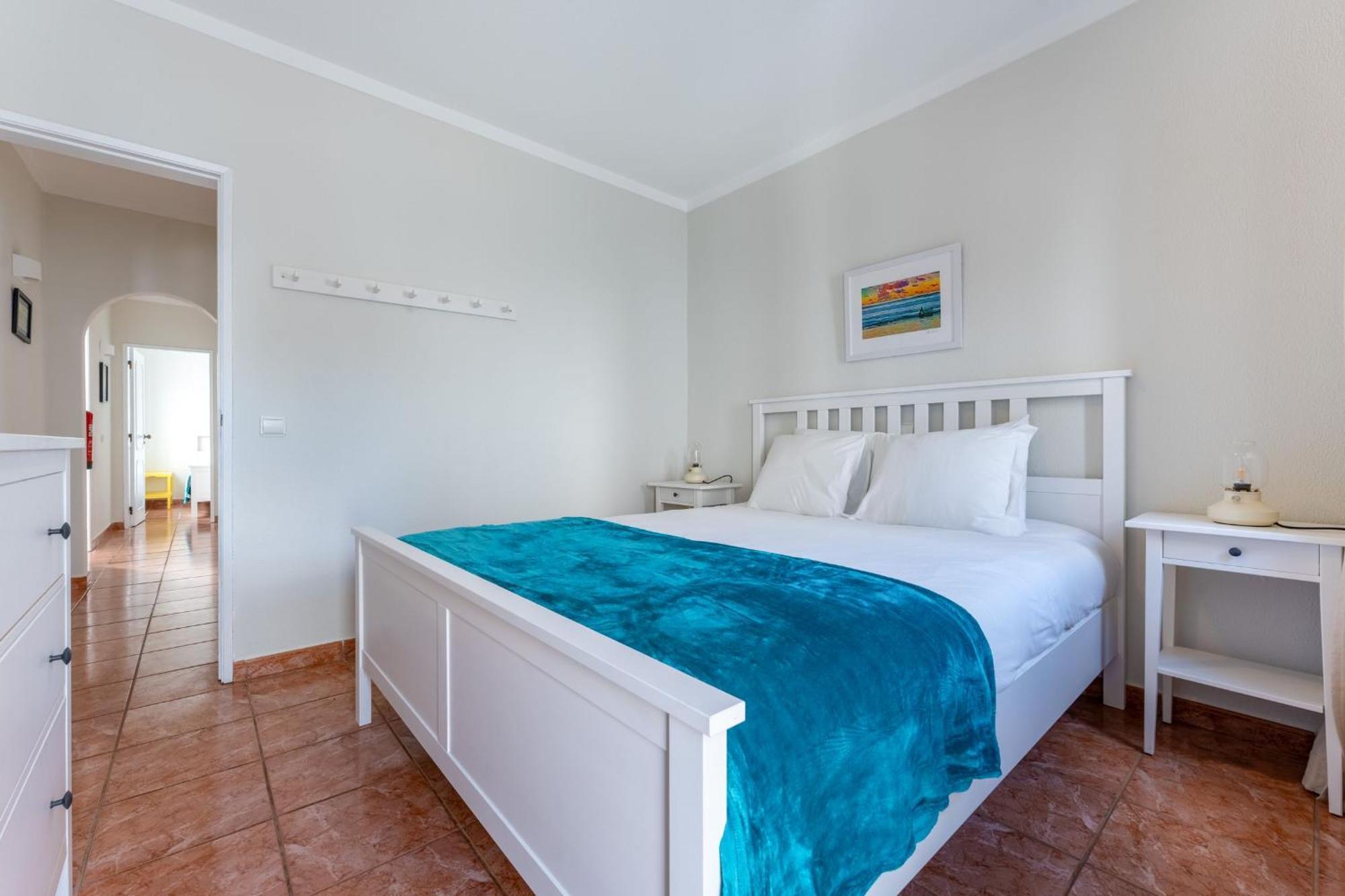 Comfy Flat W/ Rooftop Beach View By Lovelystay Burgau Exterior photo