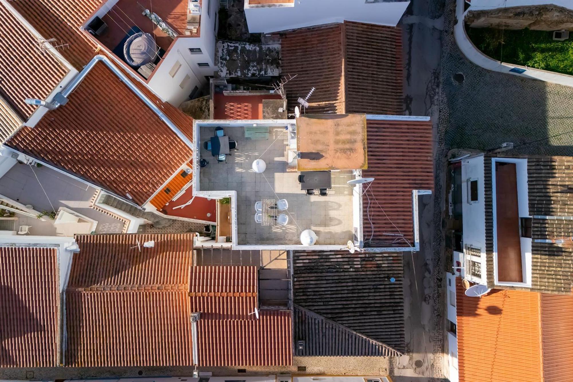 Comfy Flat W/ Rooftop Beach View By Lovelystay Burgau Exterior photo